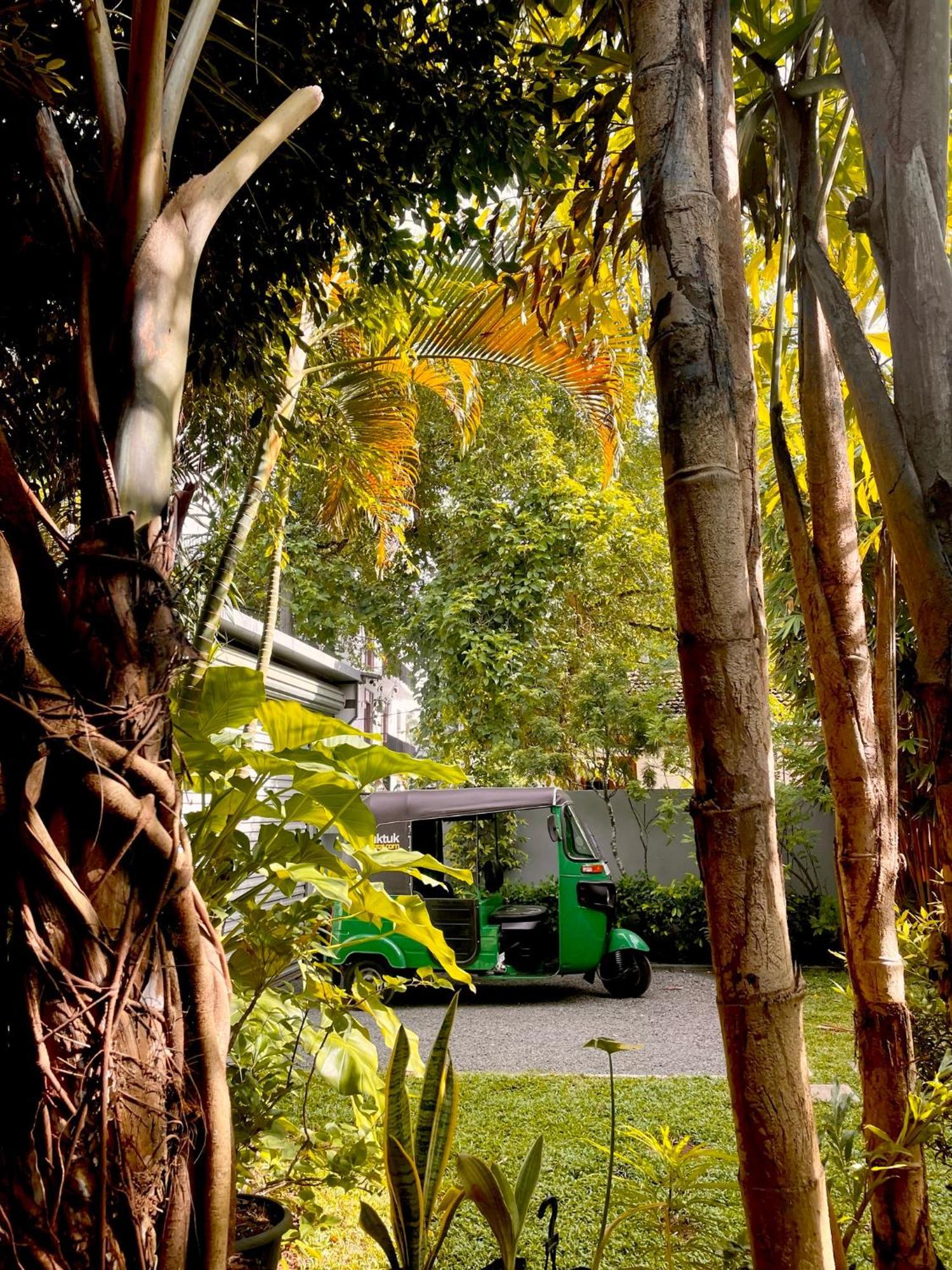 The Yard Hiriketiya Hotel Dickwella Exterior photo