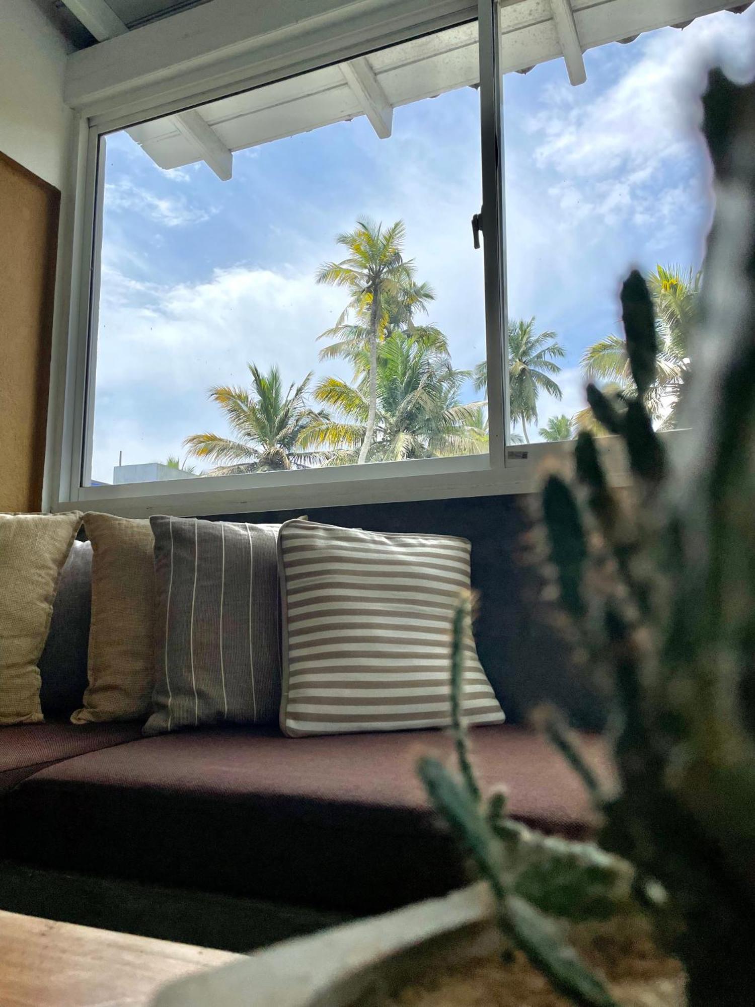 The Yard Hiriketiya Hotel Dickwella Room photo